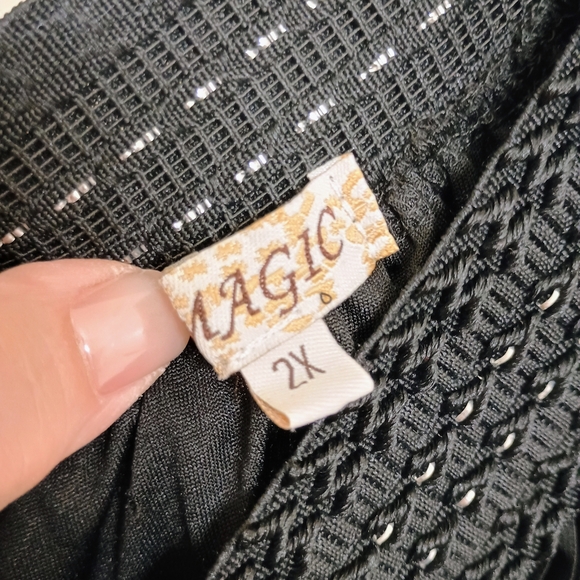 Magic Black Pleated Maxi Skirt - Picture 4 of 4